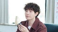 정성일, 이런 모습 처음…‘생계형 허세남’ 변신