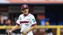 불혹에 150㎞ 강속구…그리고 다시 마무리, 마침내 FA 계약 보답하는 키움 원종현