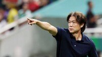 [SD 과달라하라 인터뷰] “오현규는 준비된 카드, 선수들 계획대로 잘 뛰어줬다” ‘월드컵 첫 승’ 홍명보 감독의 웃음