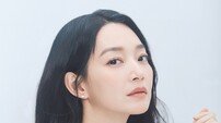 ‘눈동자’ 신민아 “극도의 공포감 연기, 첫 촬영부터 담 왔죠”[인터뷰]
