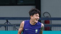 [SD 과달라하라 라이브] 사우디 득점왕 퀴뇨네스도, 온몸이 무기인 히메네스 꽁꽁 묶어라…수비 핵심 김민재, 멕시코 화력 봉쇄 특명