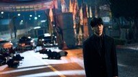 ‘참교육’ 흥행 돌풍… 현실판 ‘교권보호국’ 신설 논쟁으로 확산