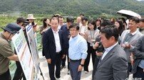 곡성군 “섬진강유역환경청, 곡성에 세워야” 김성환 장관 침실습지·합류부 점검
