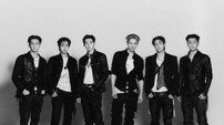 로고 가린 엔하이픈 ‘안티 로고’로 컴백 불 지폈다