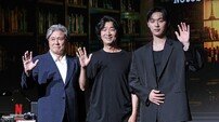 ‘맨 끝줄 소년’ 감독 “최민식 연기 눈 앞에서 직관, 온 몸에 전율 일었다”