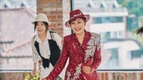 ‘6세 데뷔’ 하춘화 “악수하는 손에 면도날이”…65년 팬덤史 충격 (유퀴즈)