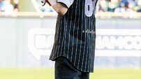 ‘미담 제조기’ 명재현 ‘의리 시구’ 새 지평 열었다