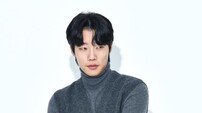 류준열, 갤럭시코퍼레이션으로 이적…‘지디·송강호 한솥밥’[공식]