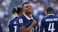 [북중미WC] ‘스웨덴전 멀티골’ 음바페, WC 토너먼트 공동 최다 9호골…‘코트디부아르전 결승포’ 홀란 A매치 최단 경기 60골, ‘231경기 145골’ 호날두 딱 기다려!