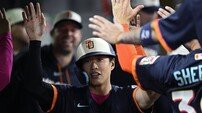‘드디어 터졌다’ 송성문, ML 첫 홈런 작렬→‘2루타 포함 멀티장타’