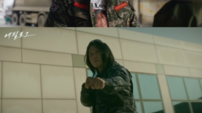 윤경호, 장발 로커 변신까지…‘김부장’ 도파민 담당 등극