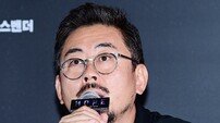 ‘호프’ 나홍진 감독, 칸 외신기자 ‘인종차별’ 발언에 “당연히 기분 나빴다”