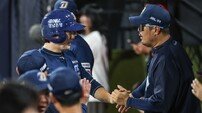 “신발 그냥 사줄게”…박민우·이호준 감독, 일찌감치 내기 끝낸 사연은?