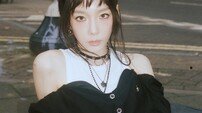 태연이라 가능했다… 번안곡 한계 넘고 ‘만찬가’로 또 차트 강타