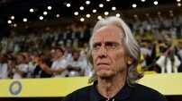 ‘16강 탈락’ 포르투갈, 새 감독에 ‘71세’ 제주스 선임 “호날두 부를 것”
