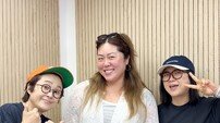 ‘명예 영국인’ 백진경, 송은이와 한솥밥 …“제가 먼저 연락했다”