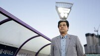 [SD 안양 인터뷰] 유병훈 안양 감독, 강원전 0-3 완패에 쓴소리…“감독 책임이지만 선수들도 말 아닌 몸으로 보여줘야”