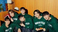 몬스타엑스, ♥몬베베 생일에 통 큰 선물…어게인 ‘무단침입’