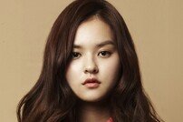 김윤혜, ‘소녀’ 여주인공 캐스팅…‘핏빛로맨스’ 선보인다