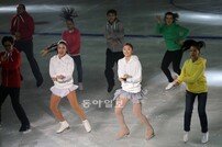 [포토] ‘스페셜올림픽 폐막식’ 김연아-미셸콴, ‘우린 평창 스타일!’