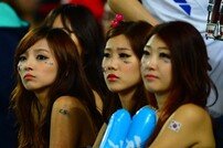 [포토] WBC ‘한국-대만’ 헐벗은 태극 미녀들 ‘눈길’