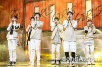 [동아포토]GOT7 엠카 ‘신인답지 않은 완벽한 무대’