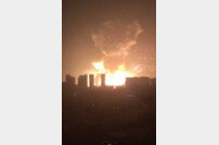 톈진 폭발 "30초 간격 쾅쾅, TNT 24t 위력에 아비규환"…사고 원인 아직 몰라