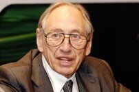 ‘세계 최고 미래학자’ 앨빈 토플러 별세…향년 87세