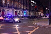 런던 중심가서 칼부림으로 1명 사망 5명 부상