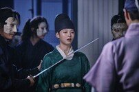 [TV체크] ‘구르미’ 박보검 ♥ 김유정에 닥친 위기…칼의 습격에 일촉즉발