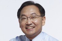 대북 금융제재 공조 강화… 유일호, 美 재무장관과 협력 논의