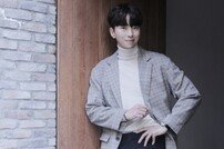 [DA:인터뷰③] 윤현민 “공개연애 시초 궁금해, 정말 연애를 공개했나요?”