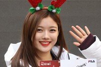 김유정, 부산서도 빛난 미모 “미리 크리스마스”