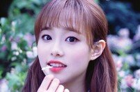 이달의 소녀 yyxy 츄, 재킷 사진 공개…첫사랑 소녀