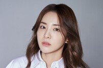 [종합] 산다라박, 17년만에 YG와 결별…2NE1 전원 탈출