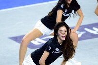 [포토] 치어리더 김연정 ‘현대캐피탈 승리를 위해’