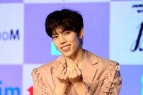 ‘노팬티’ 장동우, 얼마나 억압 받기에? 촬영중 또 바지 훌렁 (다 컸는데 안 나가요)