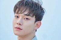 [DA:차트] 엑소 첸, 솔로 변신通…‘사월..’ 음원 차트 1위