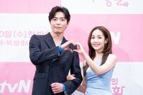 [DA:현장] 박민영♥김재욱 ‘그녀의 사생활’, 이미 美친 완성형 ‘로코 케미’ (종합)