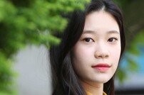 [루키인터뷰:얘어때?] 최정은 “김재환 팬클럽 회원♥, ‘극한직업’ 후 교무실 난리나”