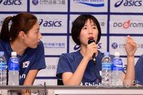 [포토] 김연경 ‘우리 (이)재영이 말 잘하네~’