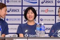 [포토] 김연경-이재영-양효진 ‘즐거운 수다 중’