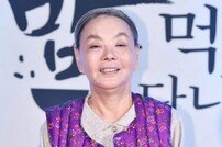 [DA:현장] “엿 같은 호흡♥”…욕쟁이 할머니 김수미의 ‘밥은 먹고 다니냐?’ (종합)