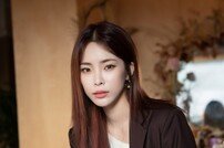 [DA:인터뷰②] 헤이즈 “태연-아이유와 경쟁? 우러러 보는 1人일 뿐”