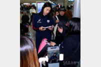 [포토] 김연경, 팬들의 인기를 한 몸에~