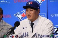 MLB 닷컴 “류현진이라는 이름이 활기 불어 넣고 있어”