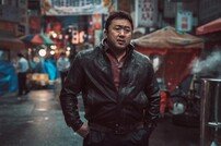 [단독] 베트남 로케 ‘범죄도시2’ 촬영 일정 조정…영화계 어려움 극복 의지