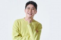 [DA:차트] ‘트롯픽’ 영탁, 신촌역 전광판 주인공…‘막걸리 한잔’ 2천만뷰 돌파