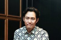 [DA:인터뷰③] ‘다만악’ 이정재 “감독 데뷔, ‘도둑들’ 때 자극…정우성과 드디어!”