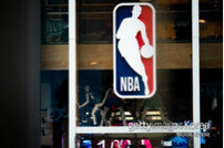 흑인 피격 사건에 들끓는 미국 프로스포츠… NBA PO, MLB 경기 취소